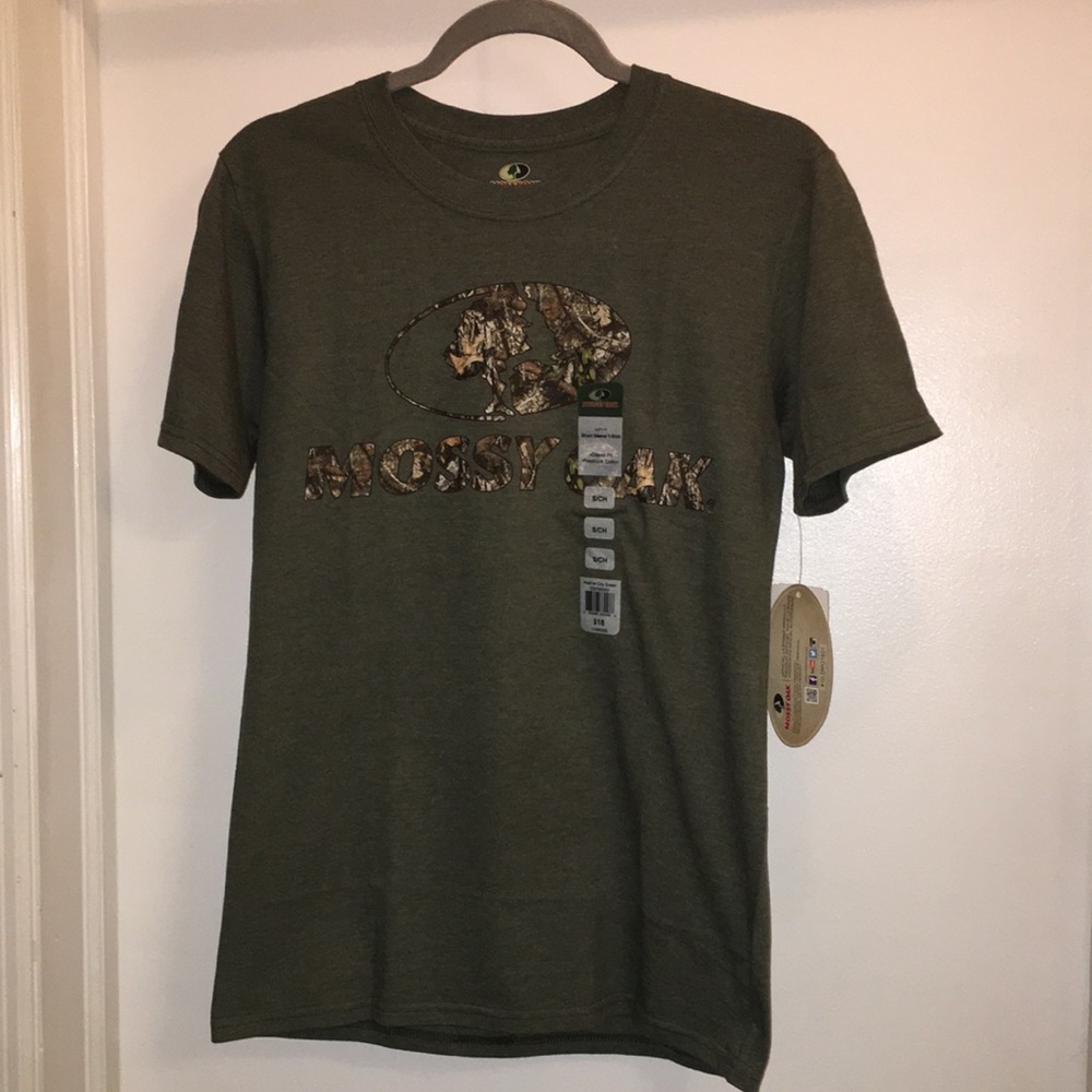 Mossy oak tee